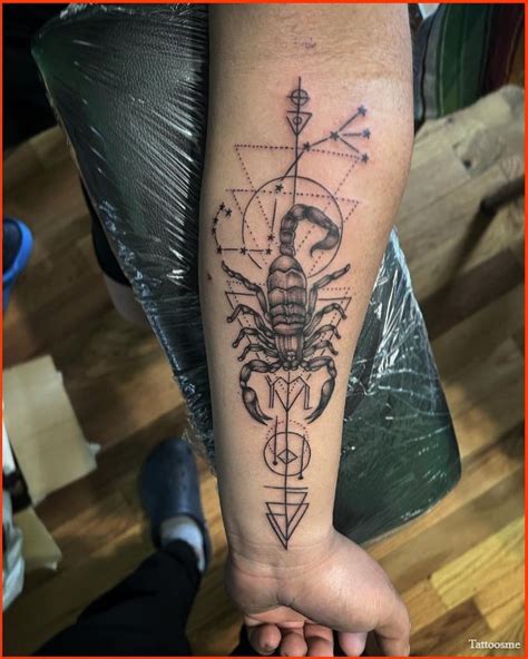 75+ Scorpion Shoulder Tattoo Ideas